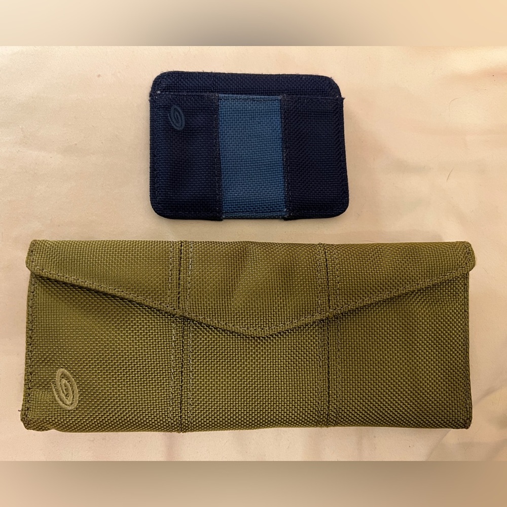 TIMBUK2 wallet and card holder